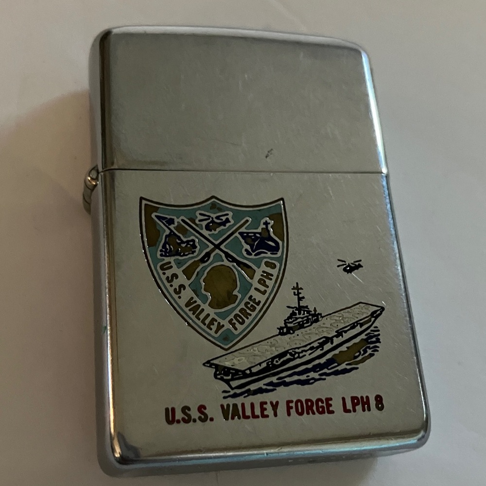 Vintage U.S.S. Valley Forge‎ LPH 8 Silver Zippo Lighter